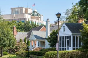 Lyon_Village_Arlington